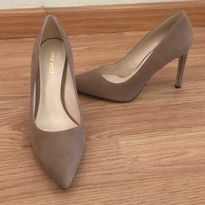 Nine West Natural Suede shoes